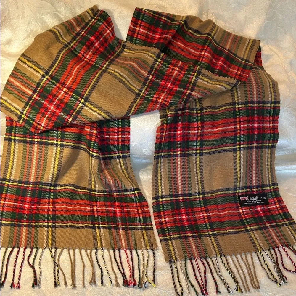 Cashmere Classic Tartan Plaid Scarf 100% made in Scotland super soft EUC